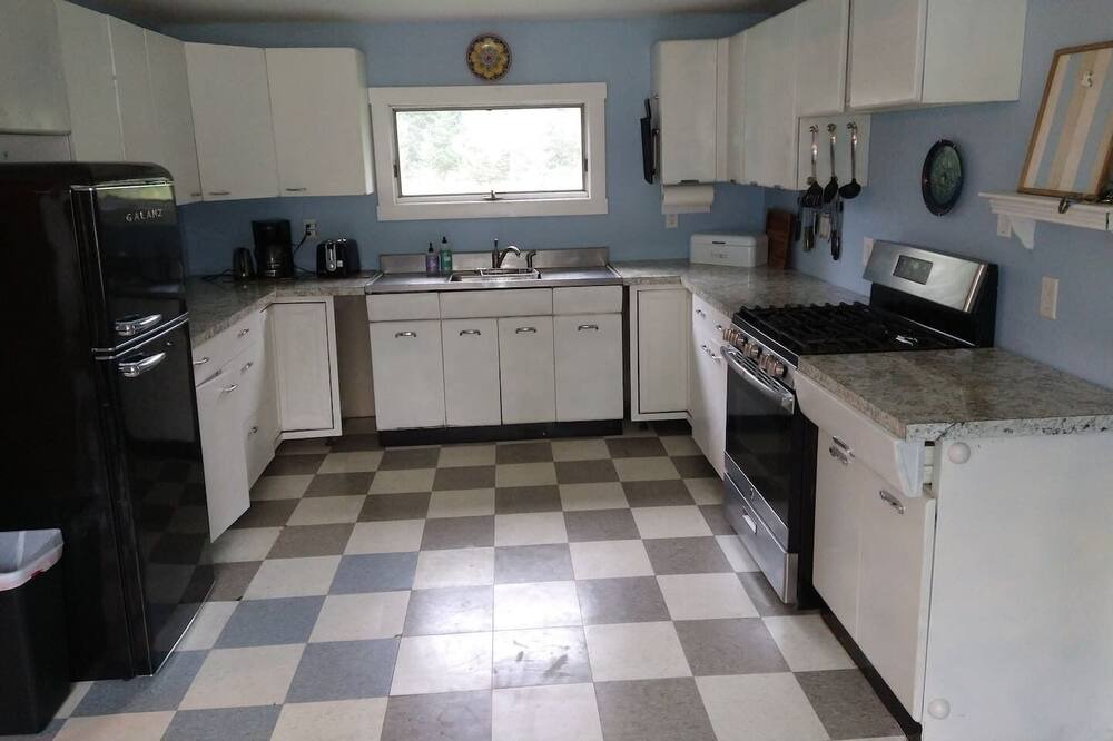 Photo of Kitchen in Town of Morehouse