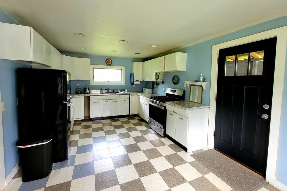 Photo of Kitchen in Town of Morehouse