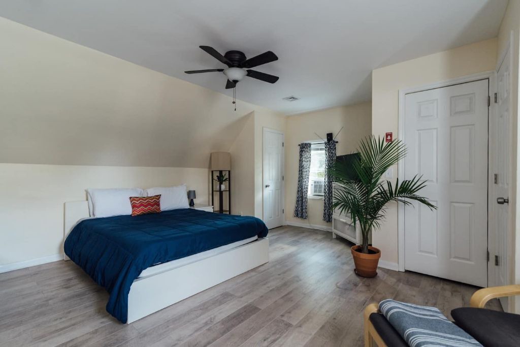 Photo of Others in Ewing