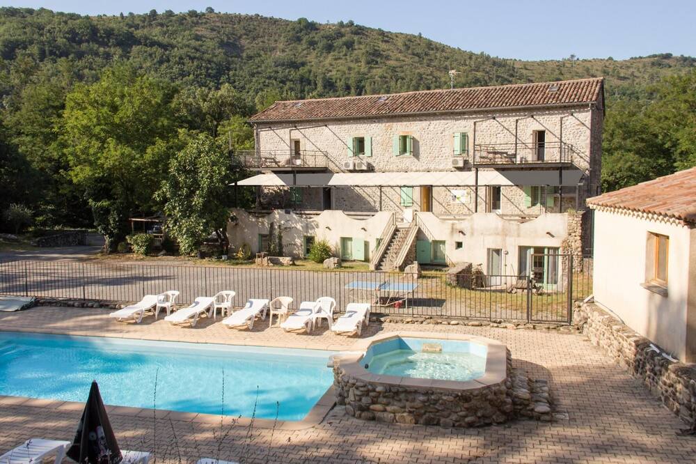 Photo of Outdoor in Les Assions