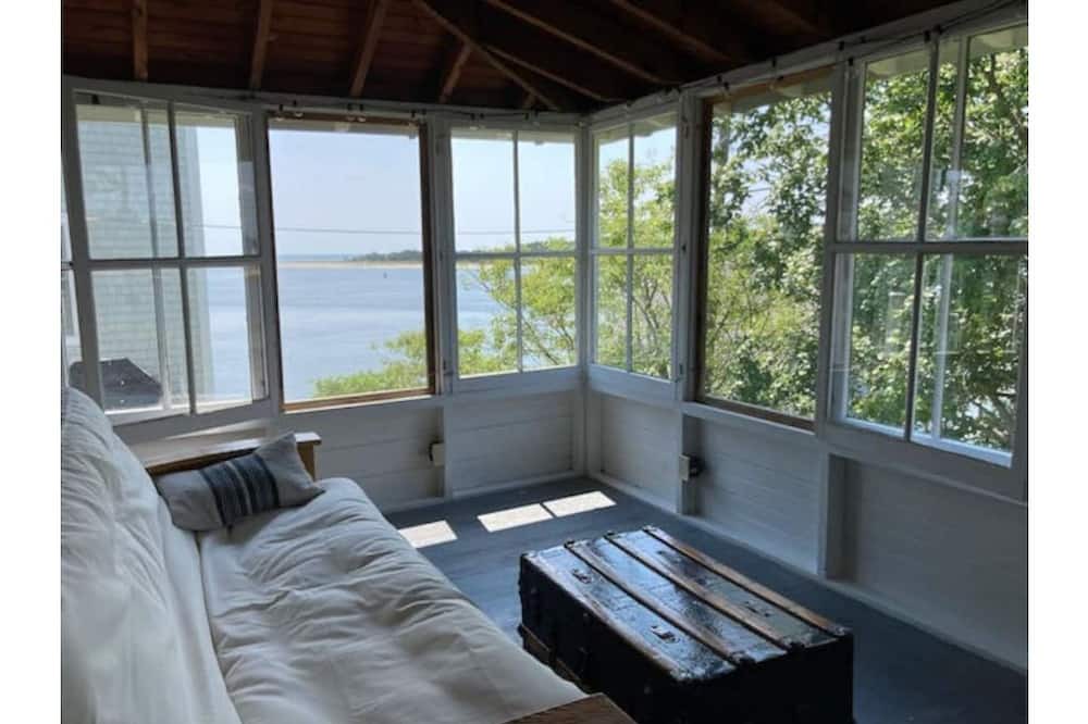 Photo of Livingroom in Georgetown