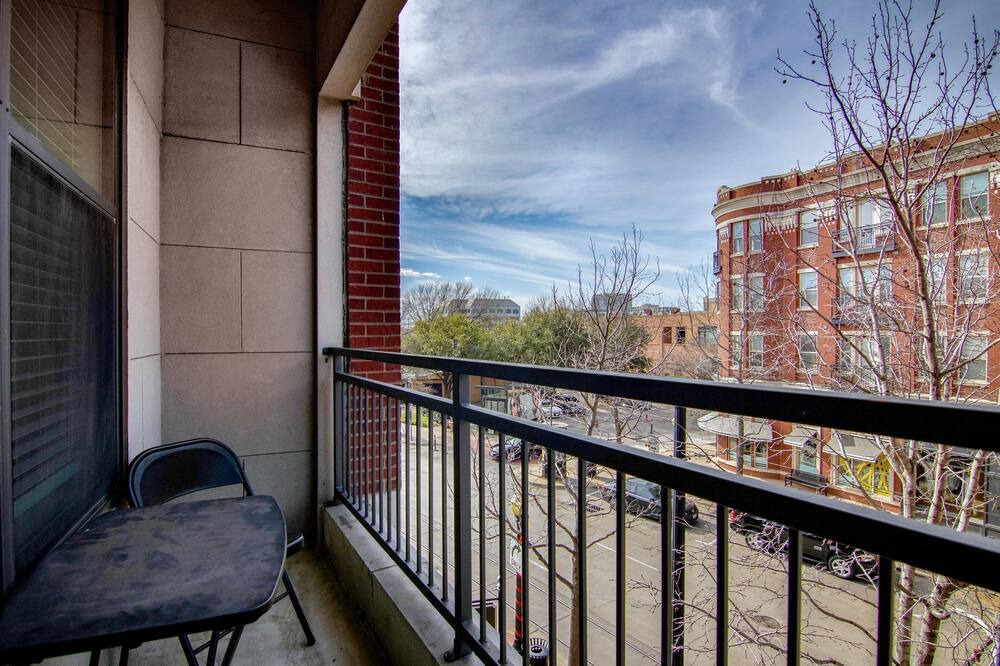 Photo of Patio Balcony in Cityplace