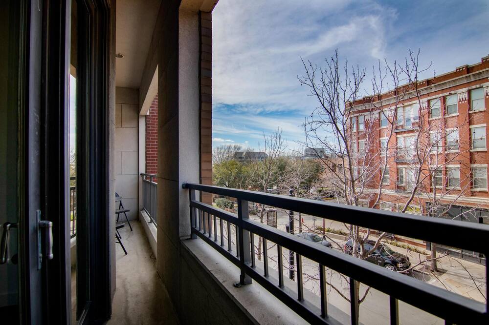 Photo of Patio Balcony in Cityplace