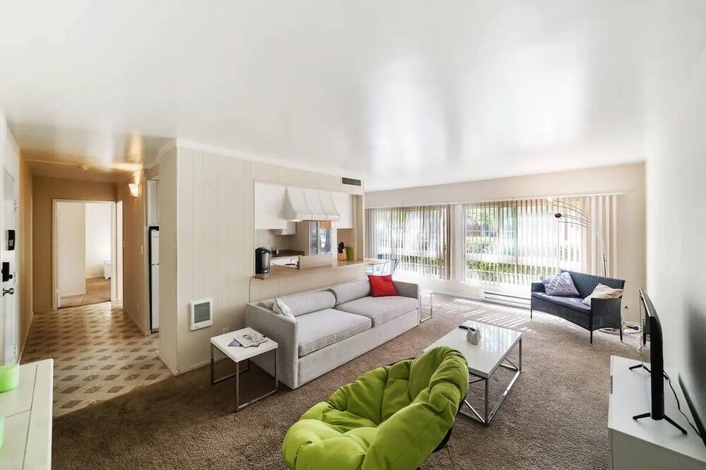 Photo of Bedroom in Mountain View
