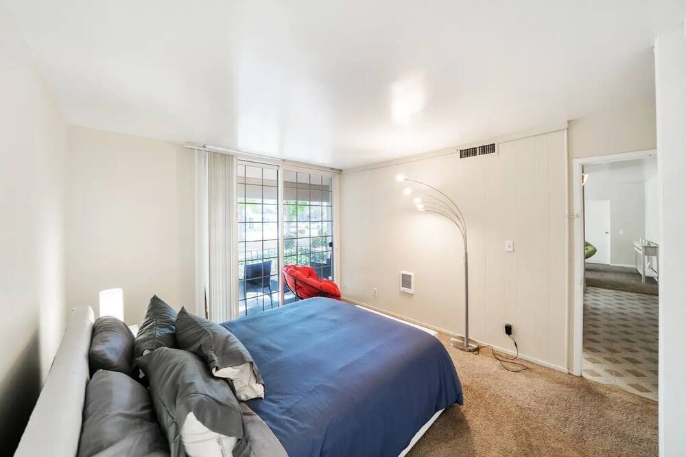 Photo of Bedroom in Mountain View