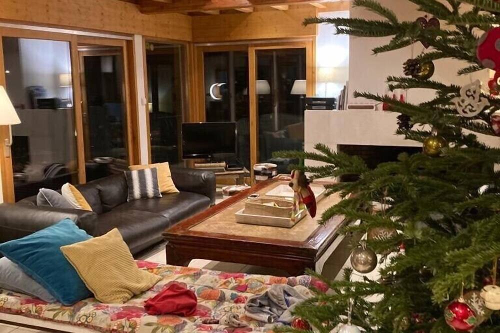 Photo of Others in Ponsonnas