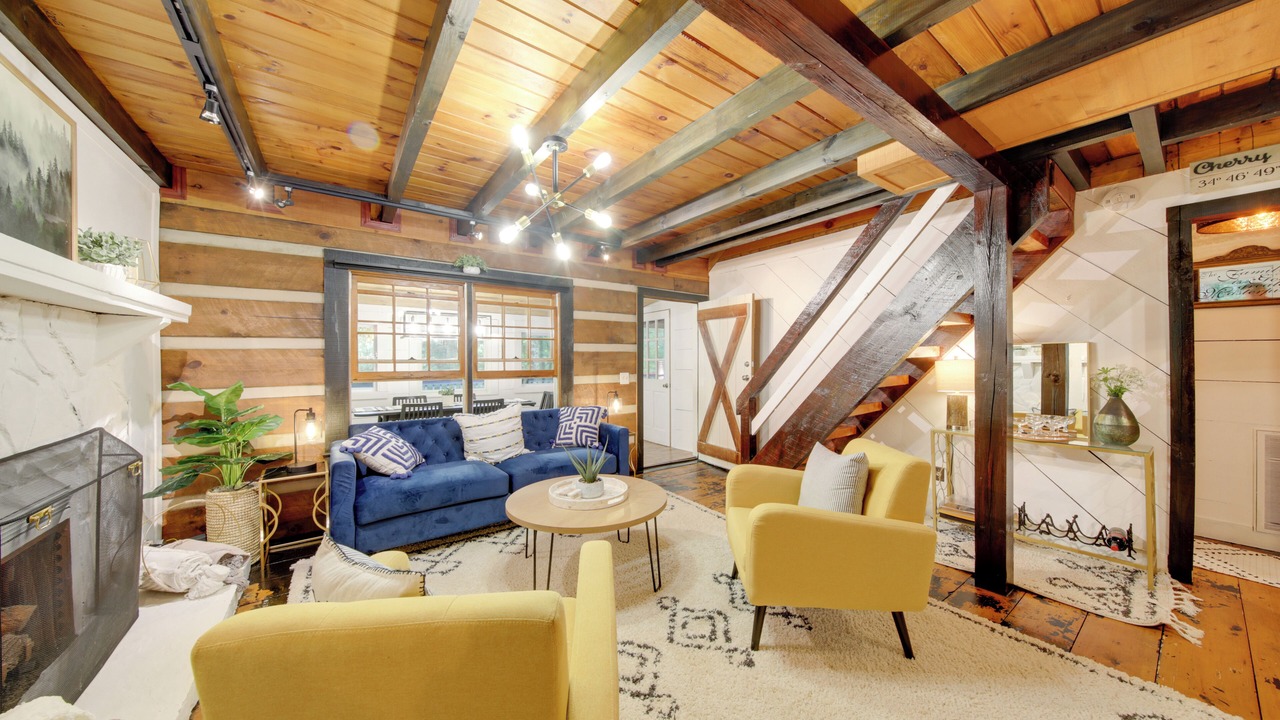 Photo of Livingroom in Hidden Lake
