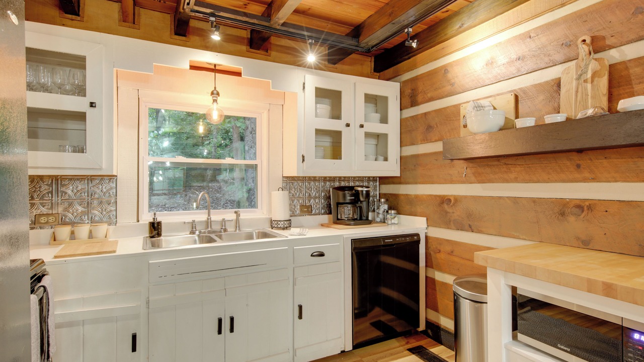 Photo of Kitchen in Hidden Lake