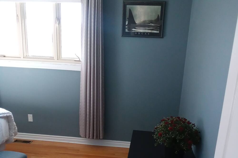 Photo of Bedroom in Downtown Gatineau