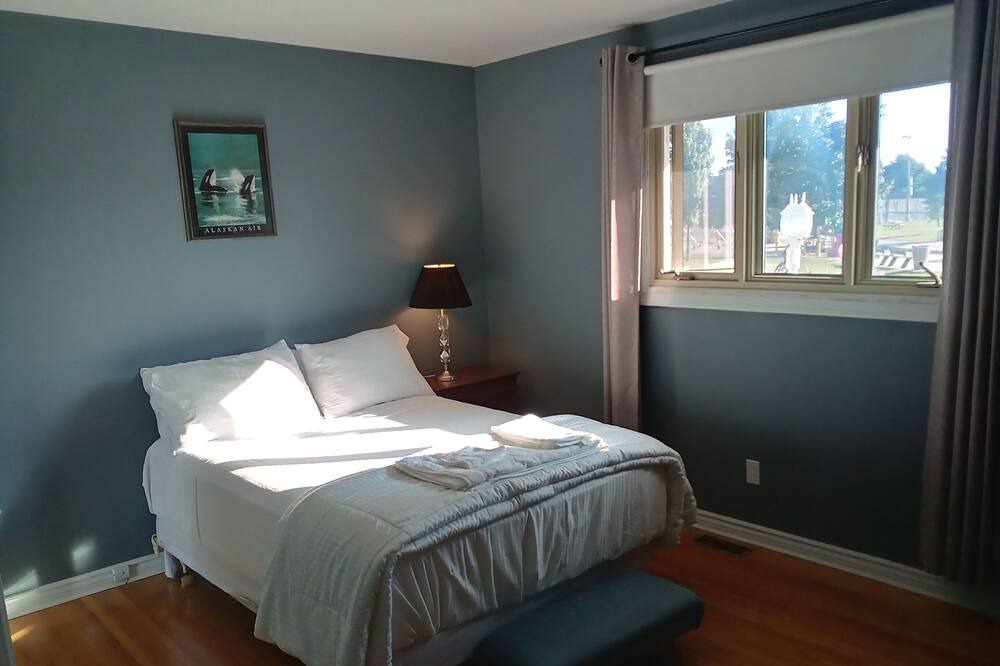 Photo of Bedroom in Downtown Gatineau
