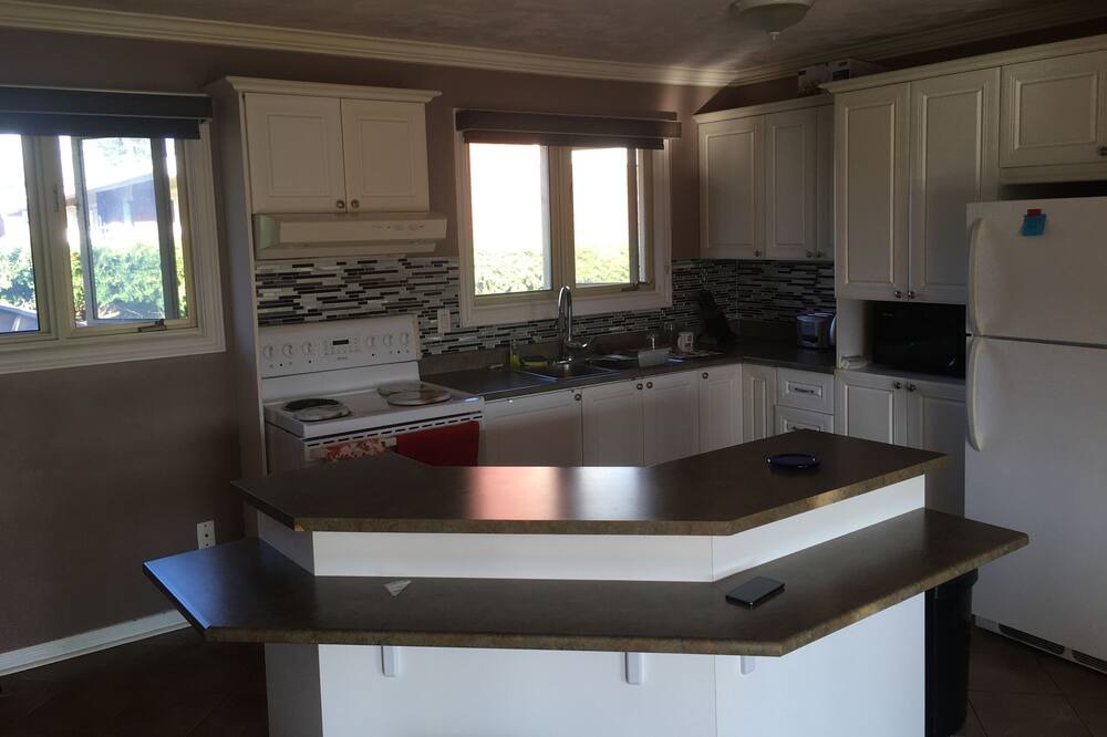 Photo of Kitchen in Downtown Gatineau