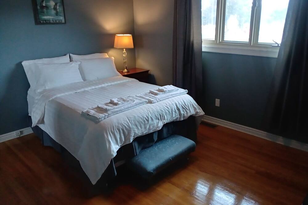 Photo of Bedroom in Downtown Gatineau