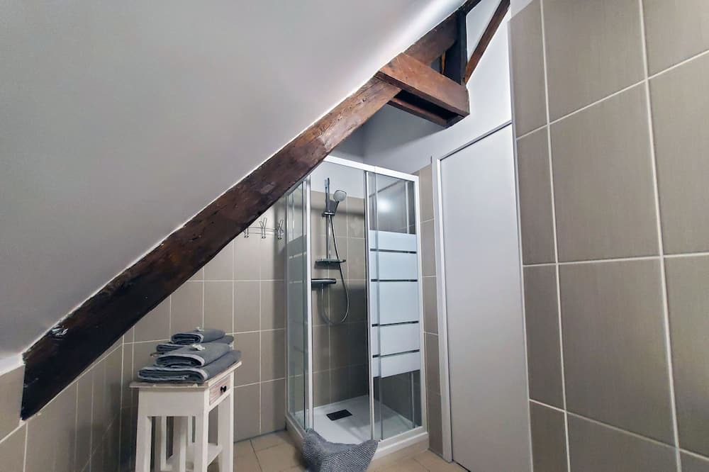 Photo of Bathroom in Aubin