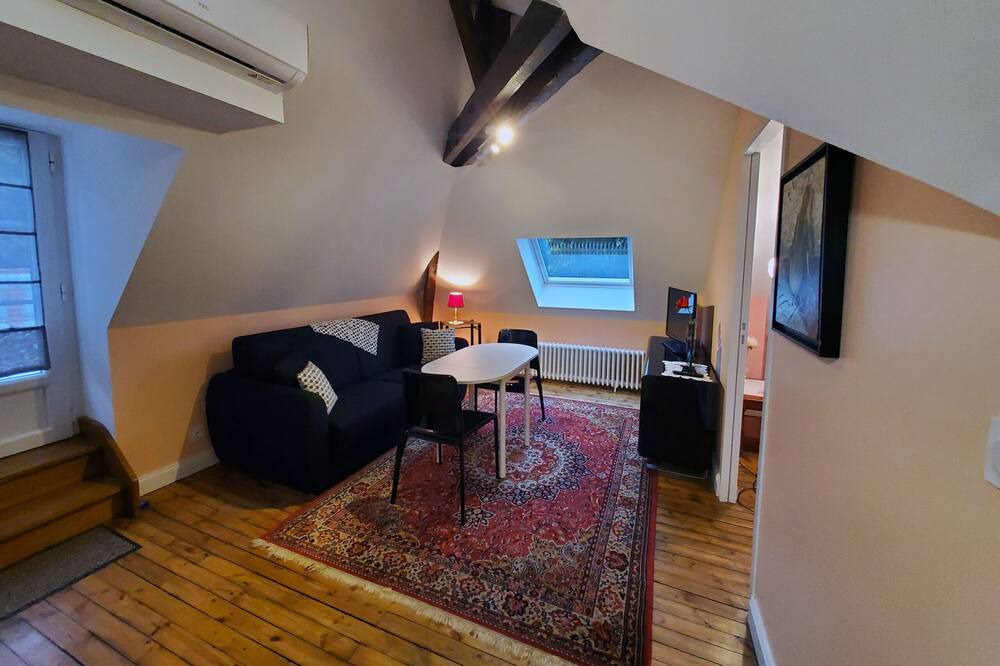 Photo of Livingroom in Aubin