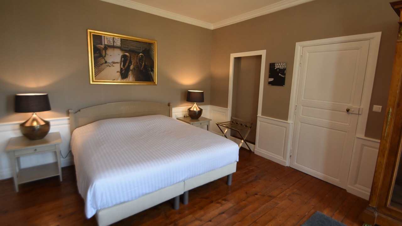 Photo of Bedroom in Chinon
