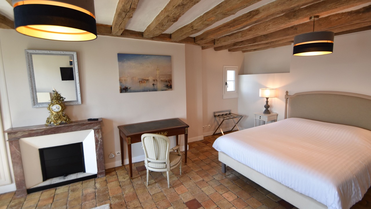 Photo of Bedroom in Chinon