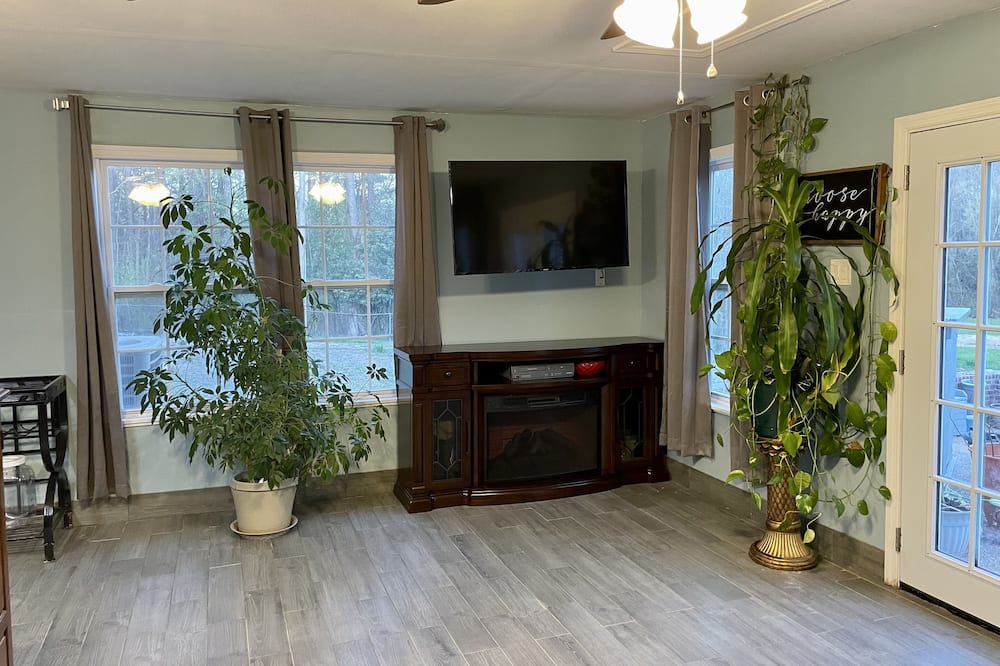 Photo of Livingroom in Horn Lake