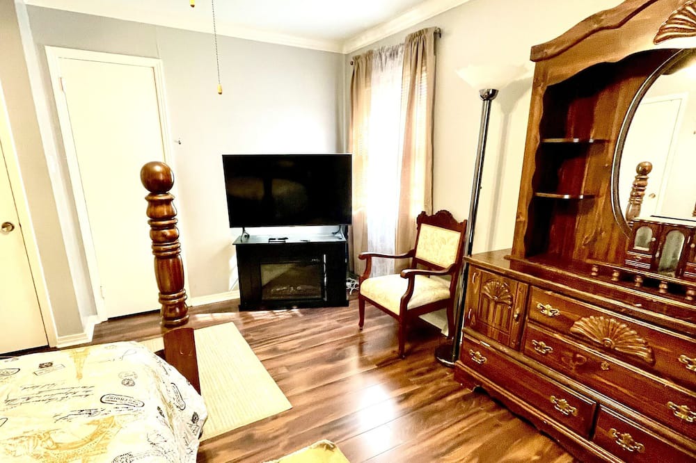 Photo of Others in Horn Lake