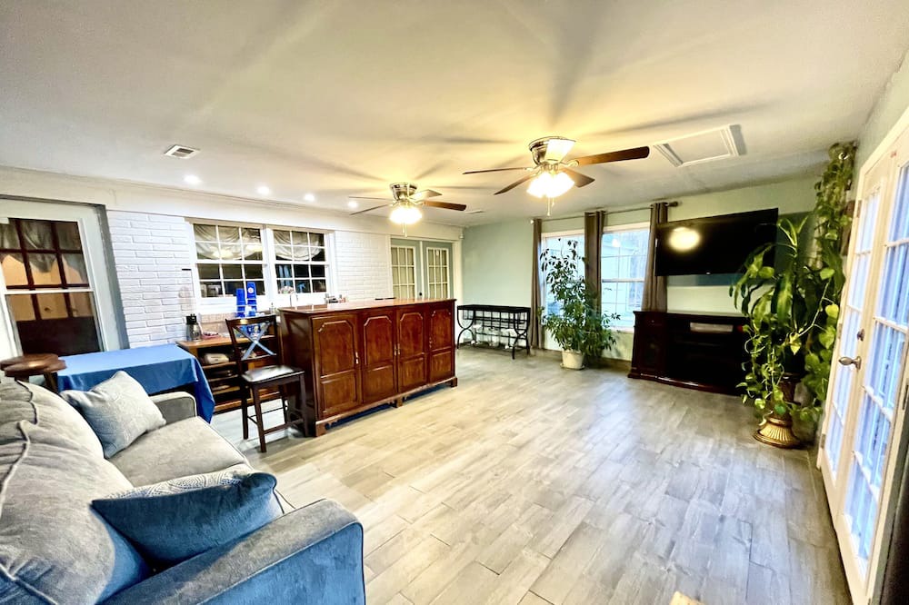 Photo of Livingroom in Horn Lake