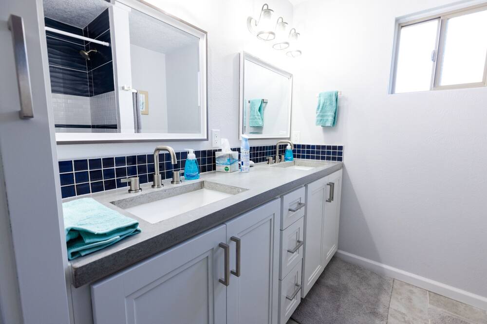 Photo of Bathroom in Albuquerque