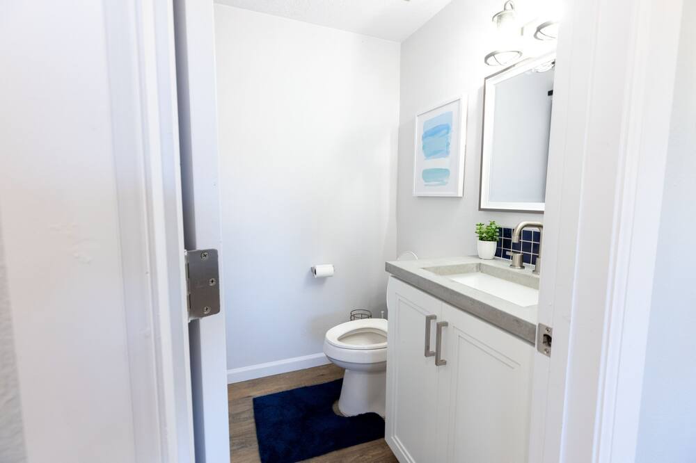 Photo of Bathroom in Albuquerque