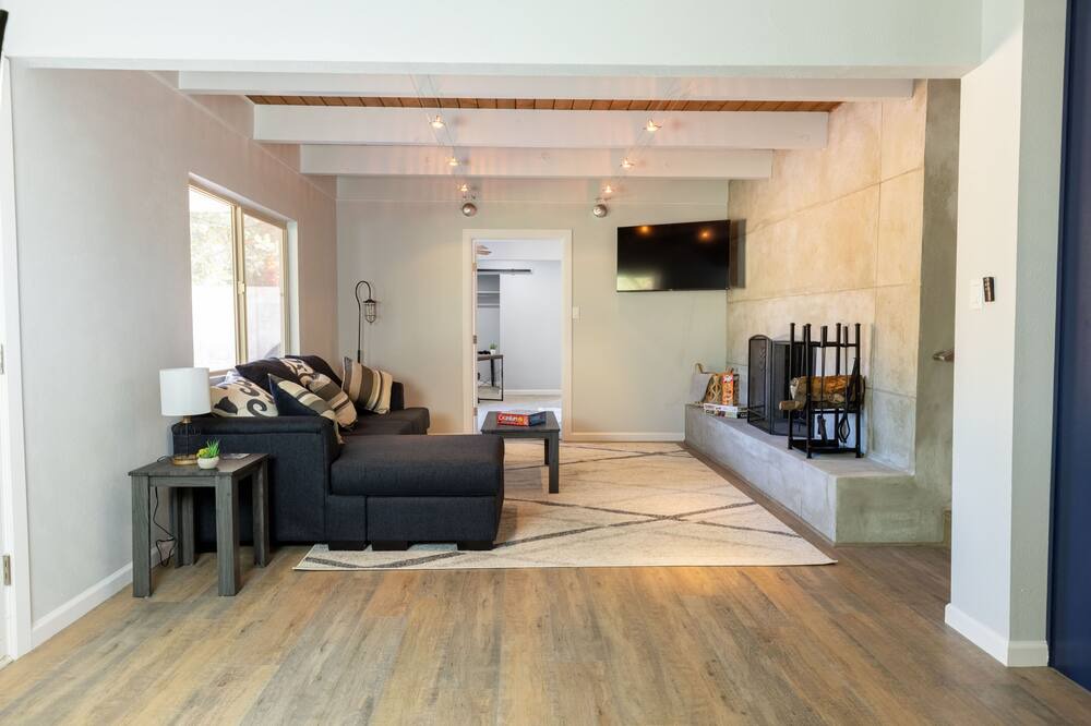 Photo of Bedroom in Albuquerque