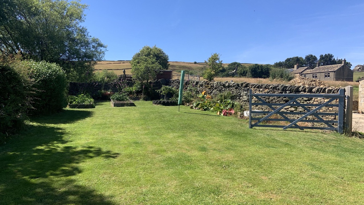 Photo of Others in Holmfirth