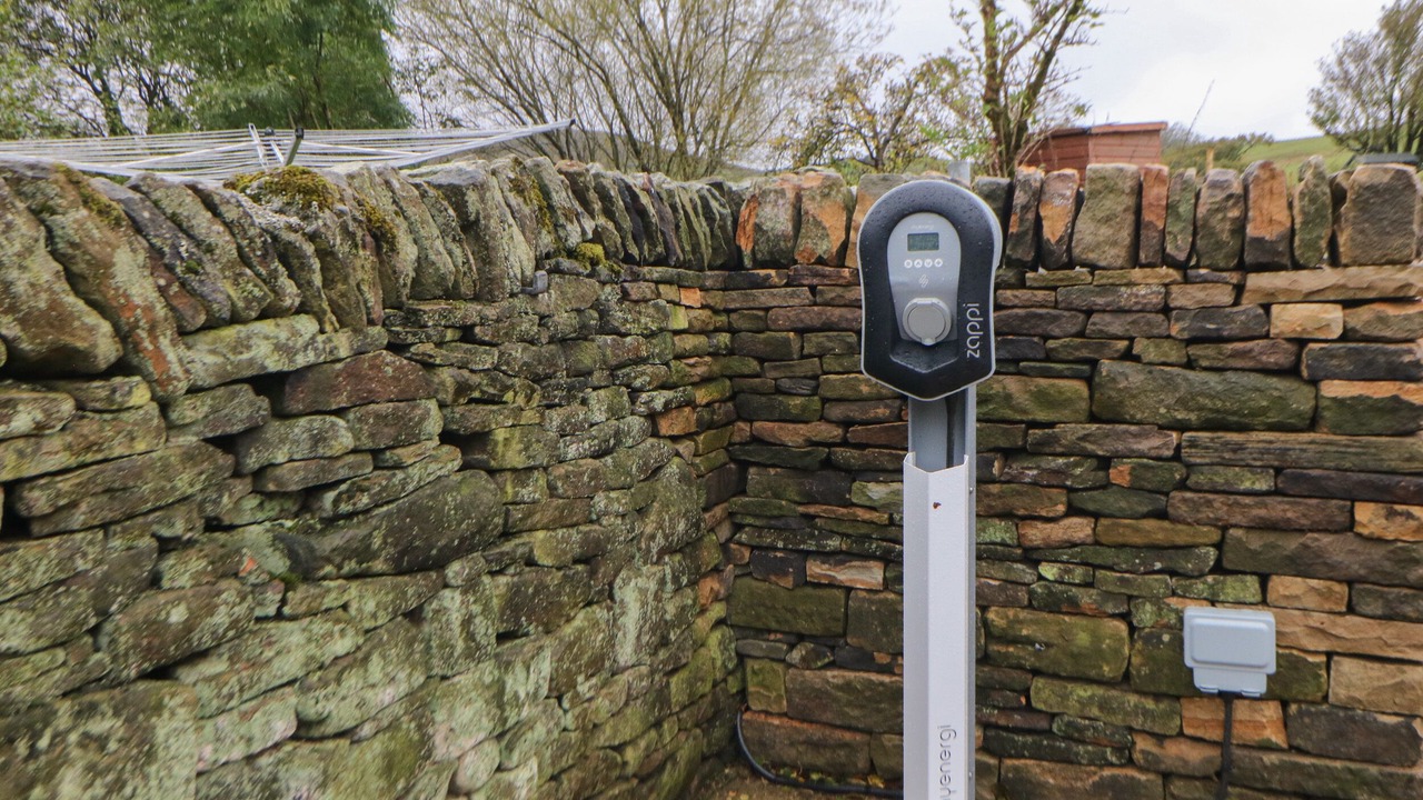 Photo of Others in Holmfirth