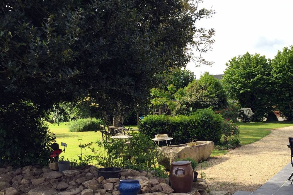 Photo of Outdoor in Theix-Noyalo