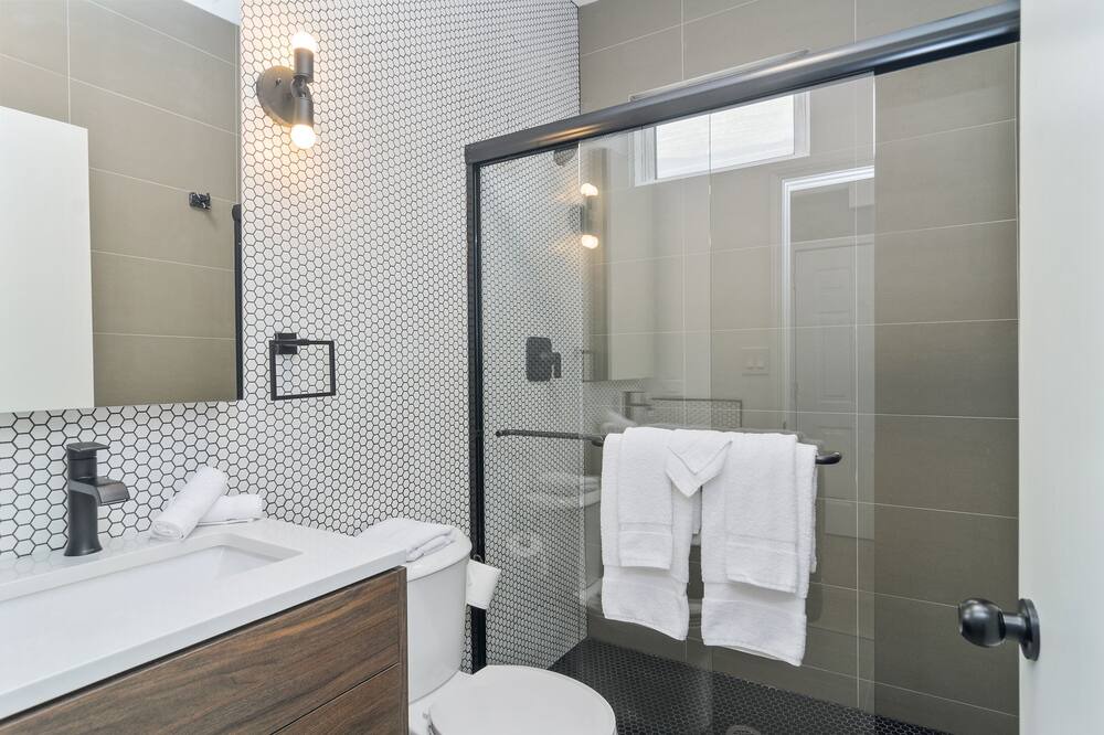 Photo of Bathroom in Pilsen