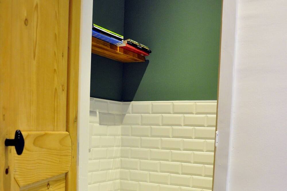 Photo of Bathroom in Allegre Les Fumades
