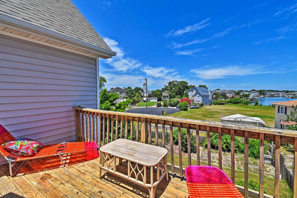 Photo of Patio Balcony in Colington Harbour