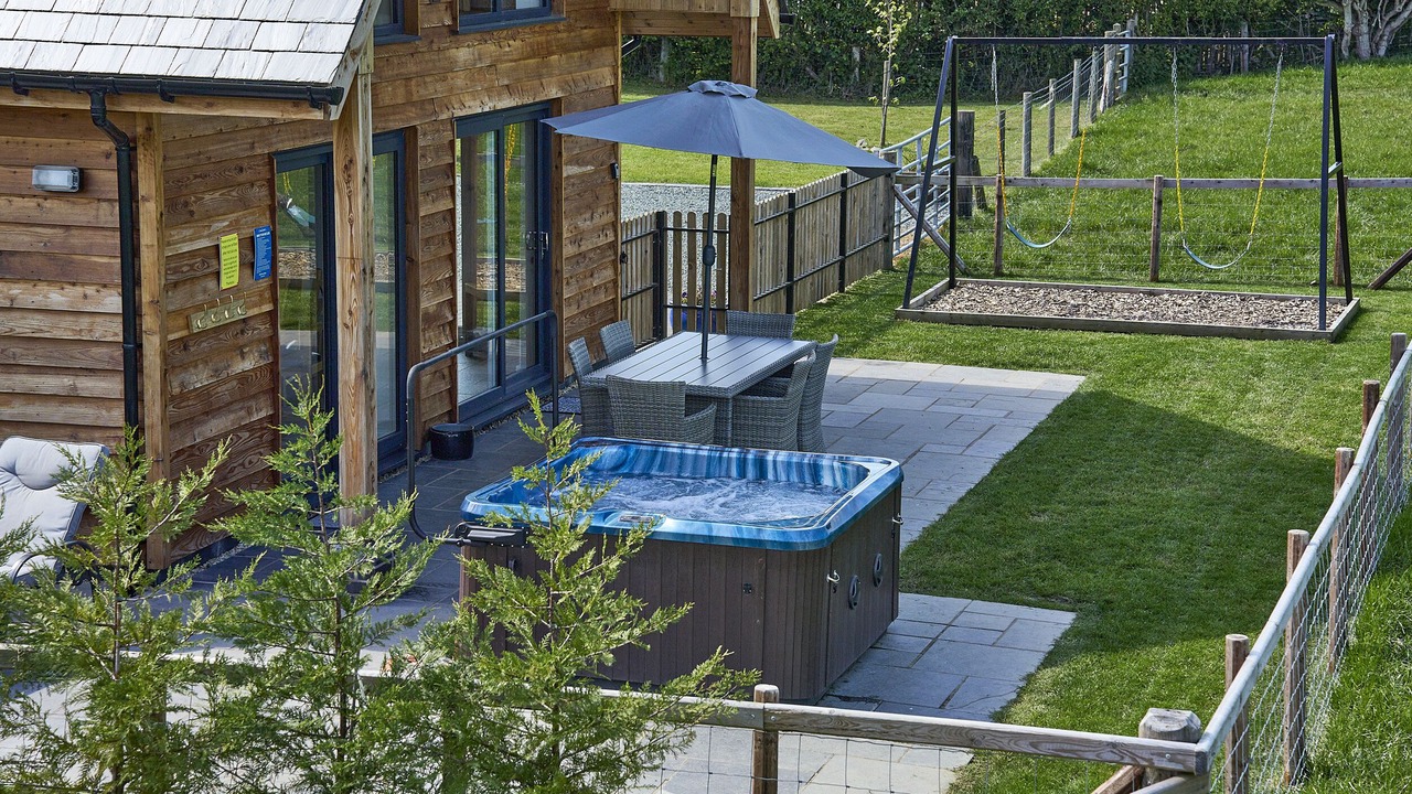 Photo of Others in Kingswood