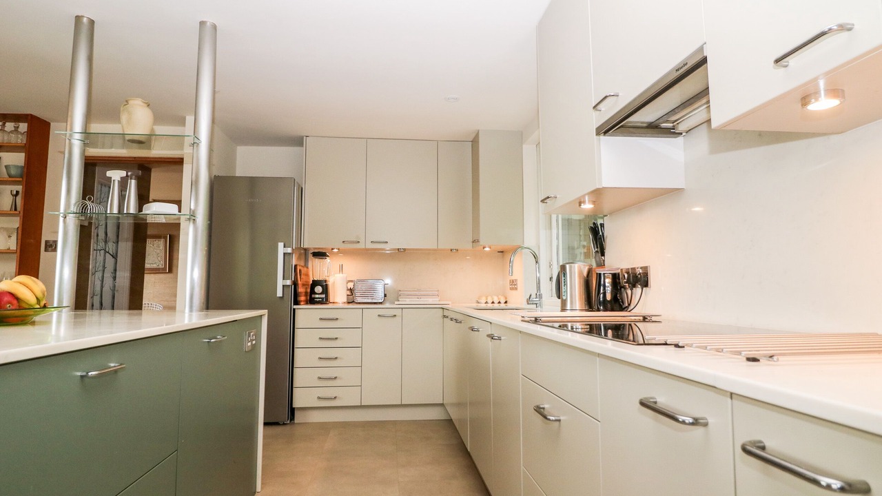 Photo of Others in Slad