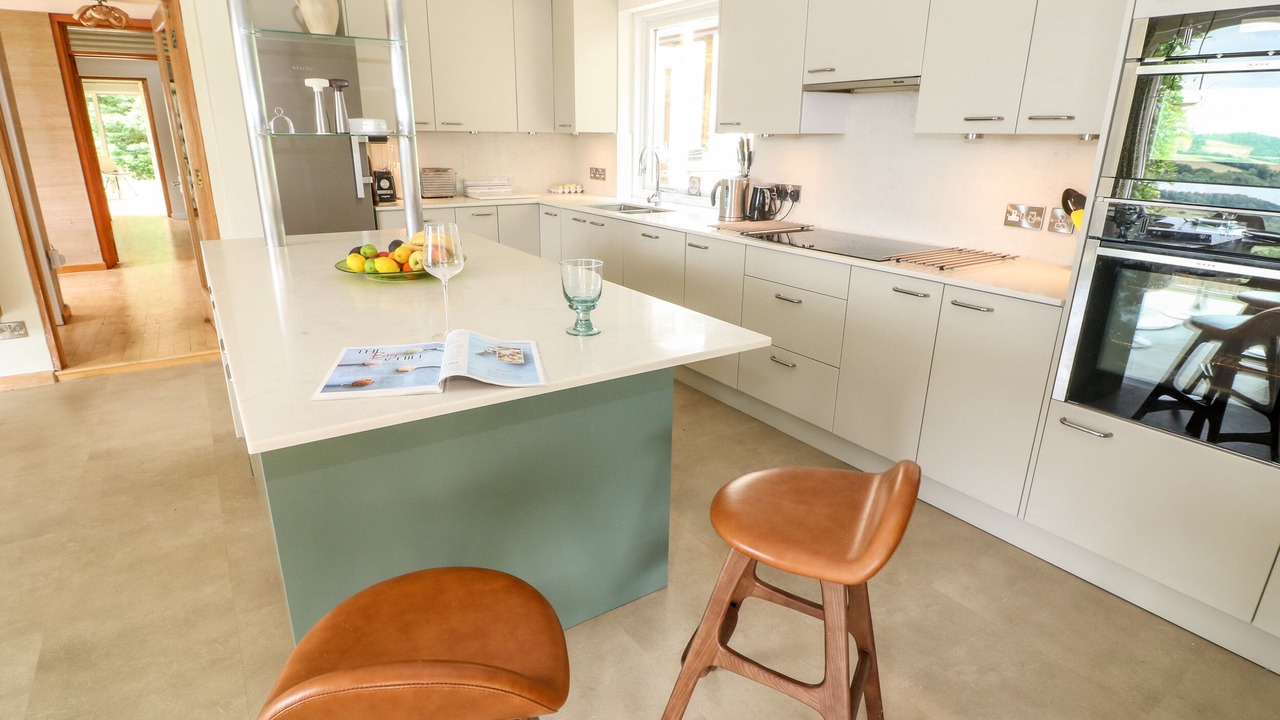 Photo of Others in Slad