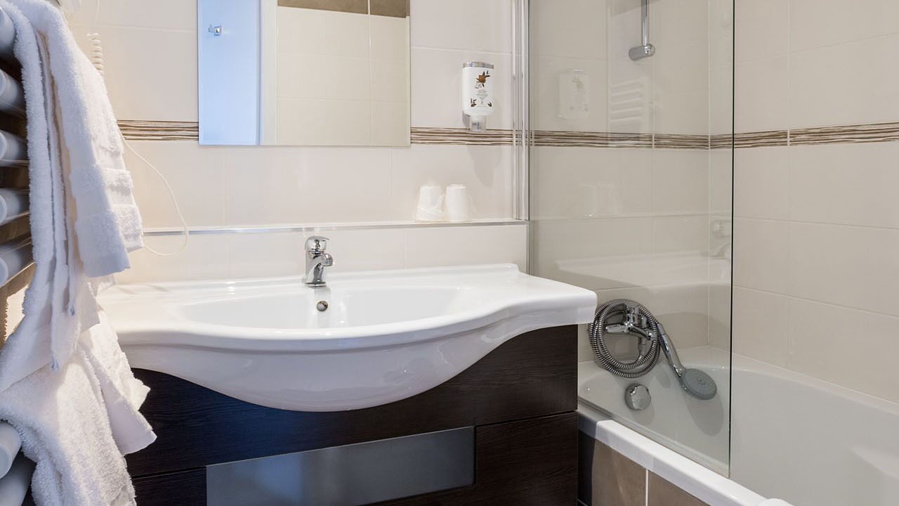 Photo of Bathroom in Viel-Alpe