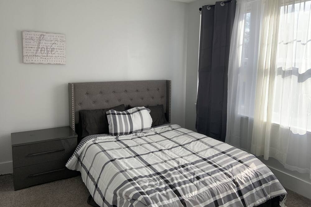 Photo of Bedroom in Ferguson
