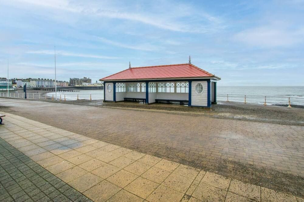 Photo of Others in Aberystwyth