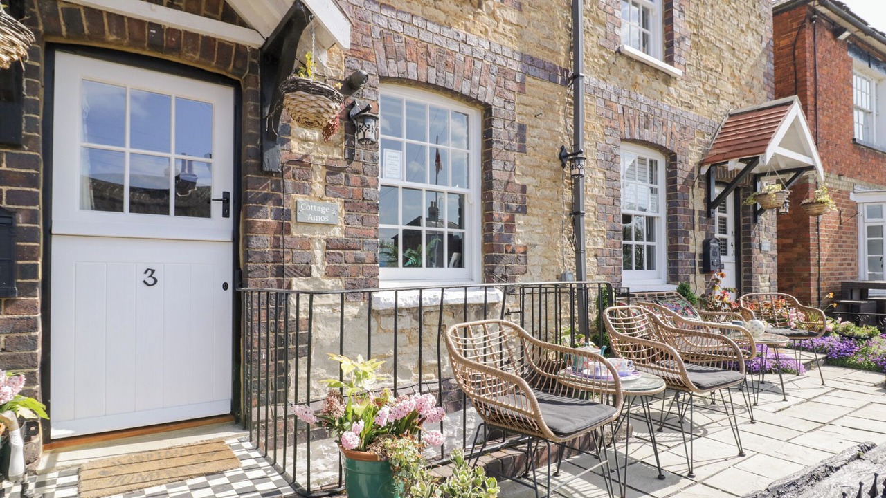 Photo of Others in Stoke Bruerne