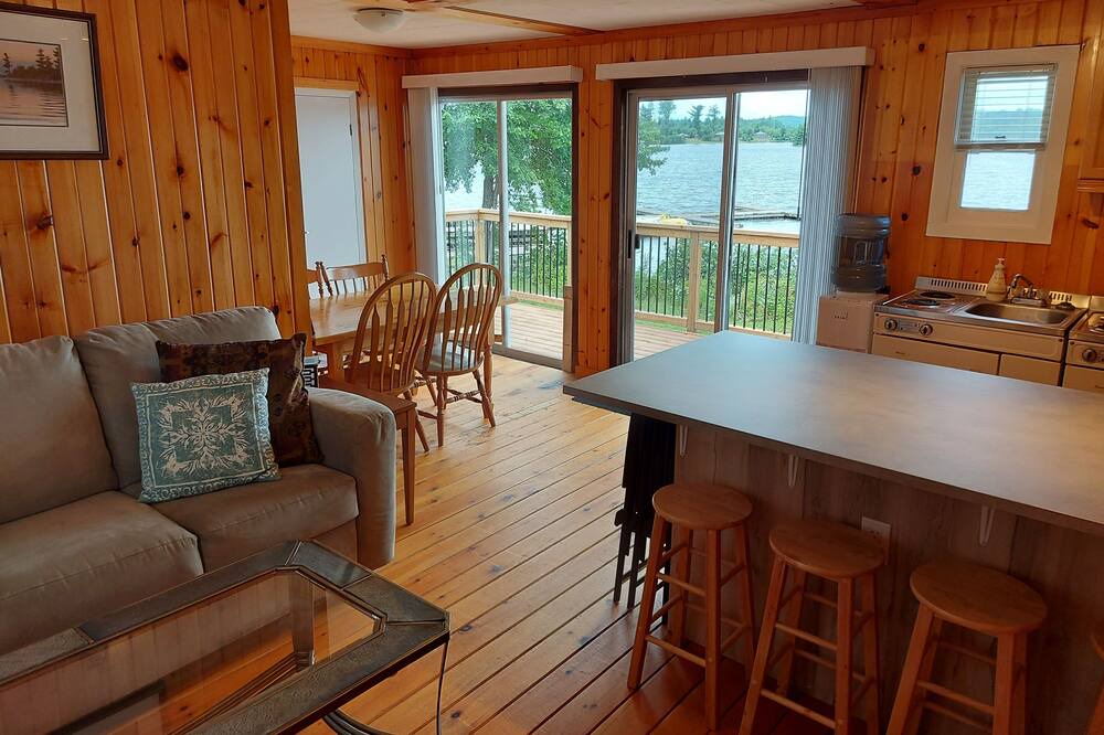 Photo of Livingroom in Combermere