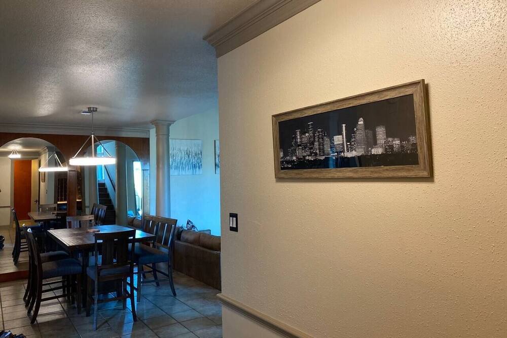 Photo of Others in Houston
