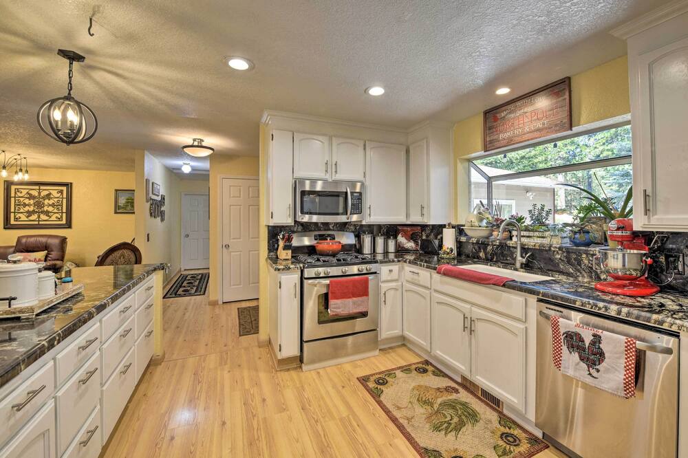 Photo of Others in Glencoe