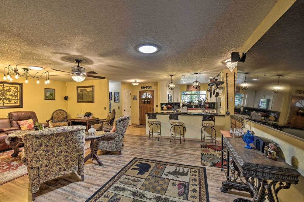 Photo of Livingroom in Glencoe