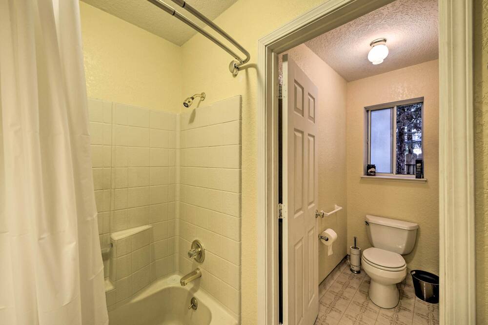 Photo of Bathroom in Glencoe