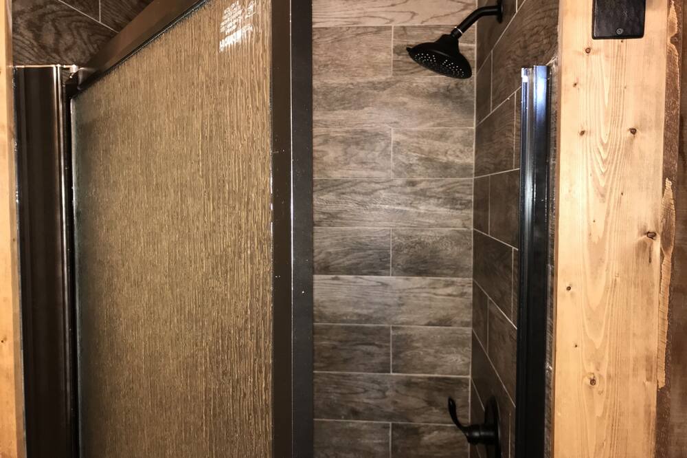 Photo of Bathroom in Glen Rose