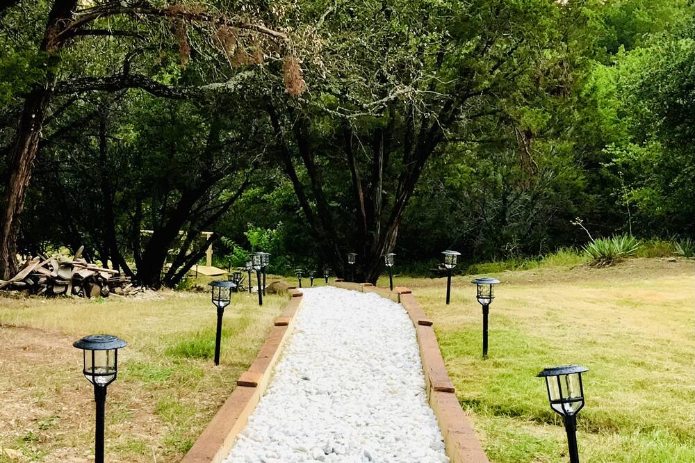 Photo of Outdoor in Glen Rose