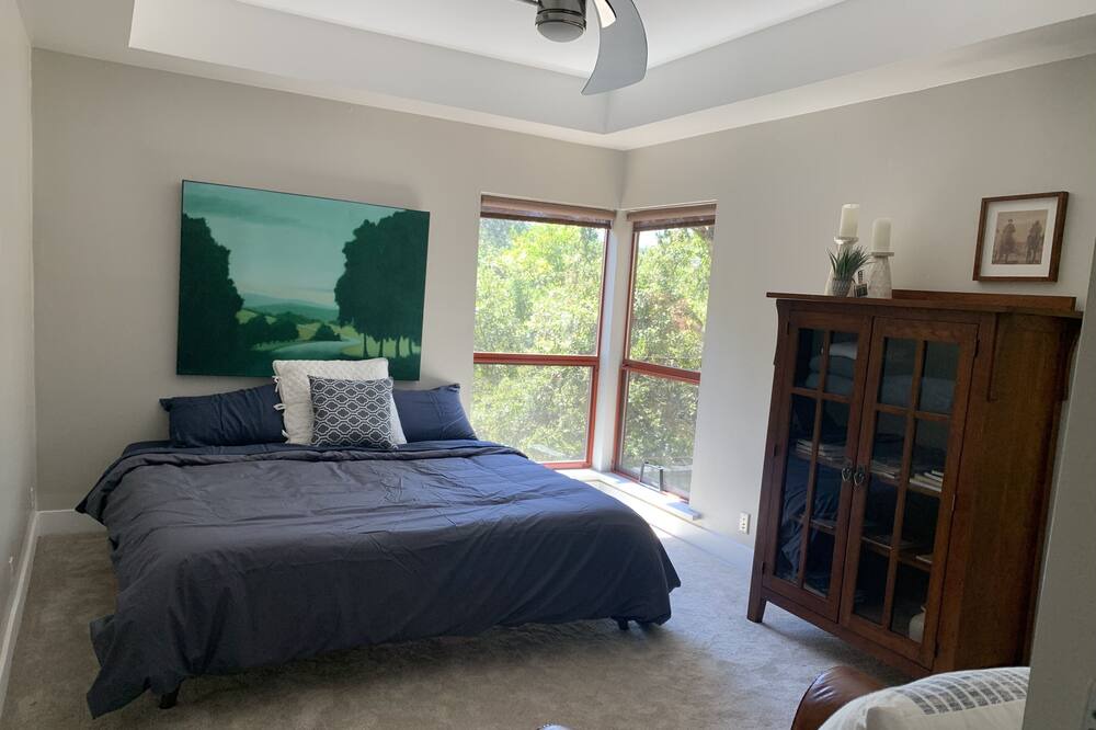 Photo of Bedroom in Auburn