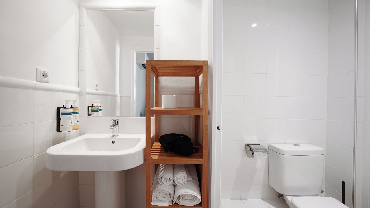 Photo of Bathroom in El Born