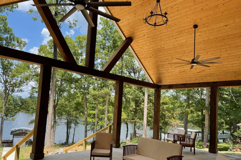 Photo of Patio Balcony in Negreet