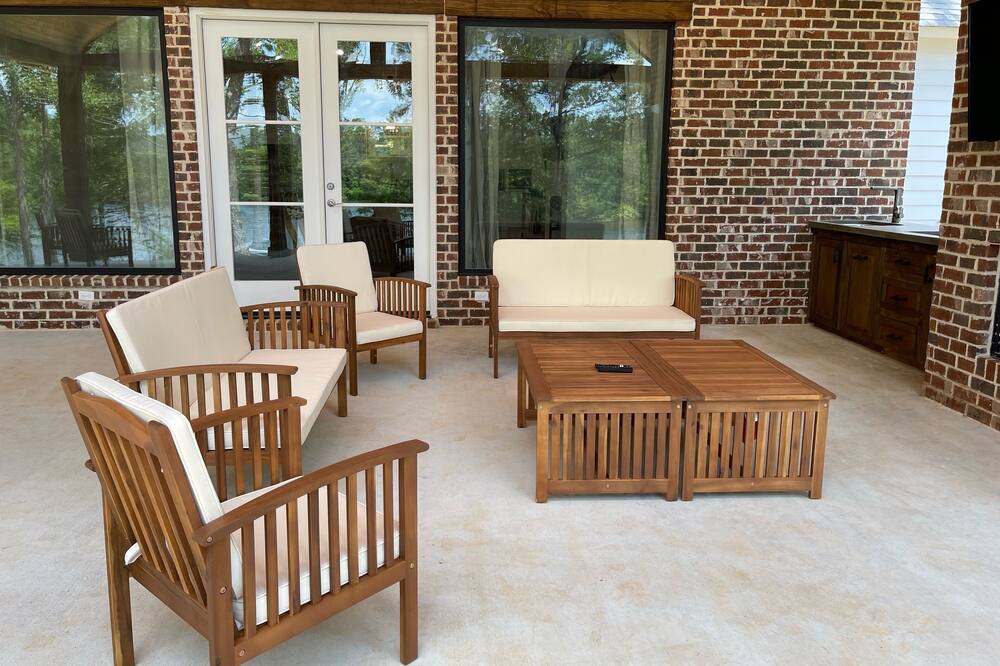 Photo of Patio Balcony in Negreet